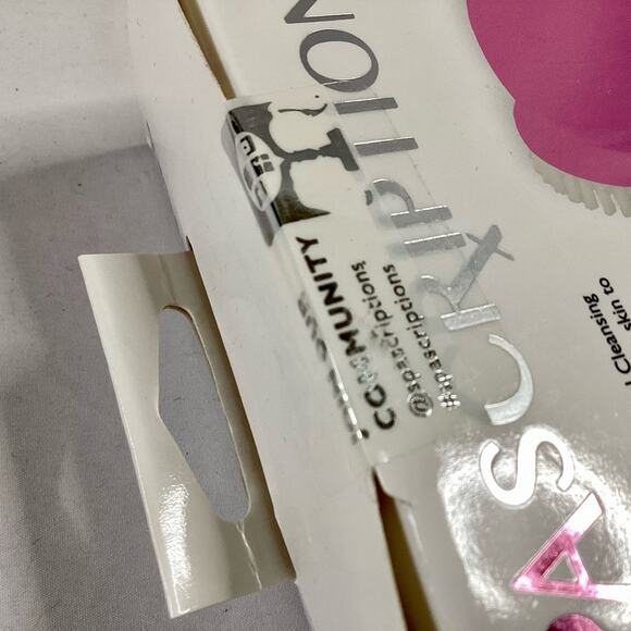 Spa Scriptions Facial Cleansing Power Brush - Picture 3 of 5